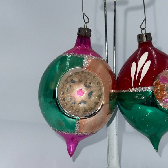 2 VTG MERCURY MICA GLASS INDENT HANDPAINTED CHRISTMAS ORNAMENTS Teardrop Pinks - Picture 3 of 14